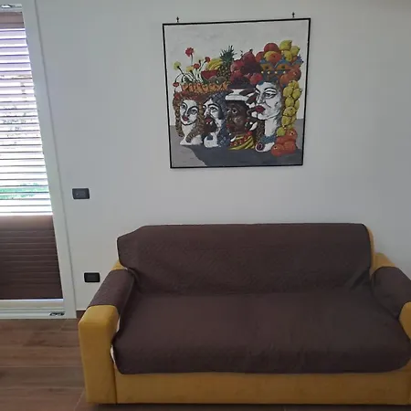 Apartament Albamonte *
