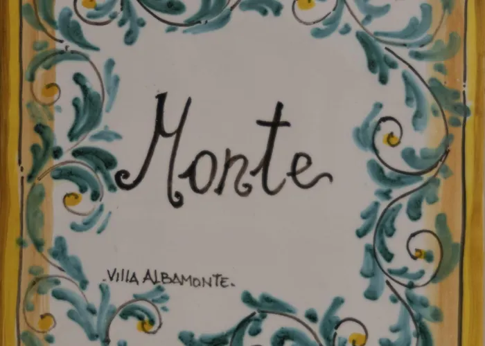 Albamonte *